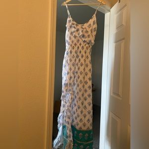 Billabong, maxi dress size medium